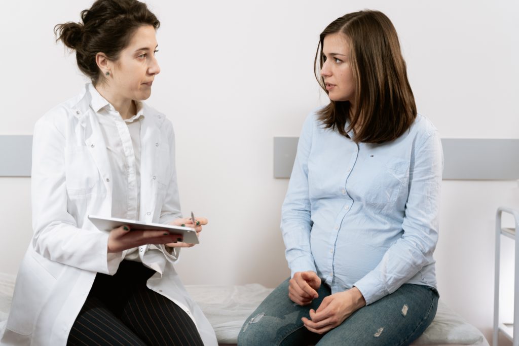 doctor prescribes medicines to the patient